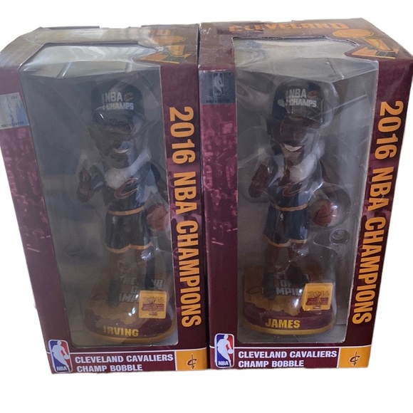 ⭐️PRICE FIRM⭐️ LEBRON & KYRIE 2016 CLEVELAND CAVALIERS CHAMP BOBBLE HEADS - Picture 5 of 10